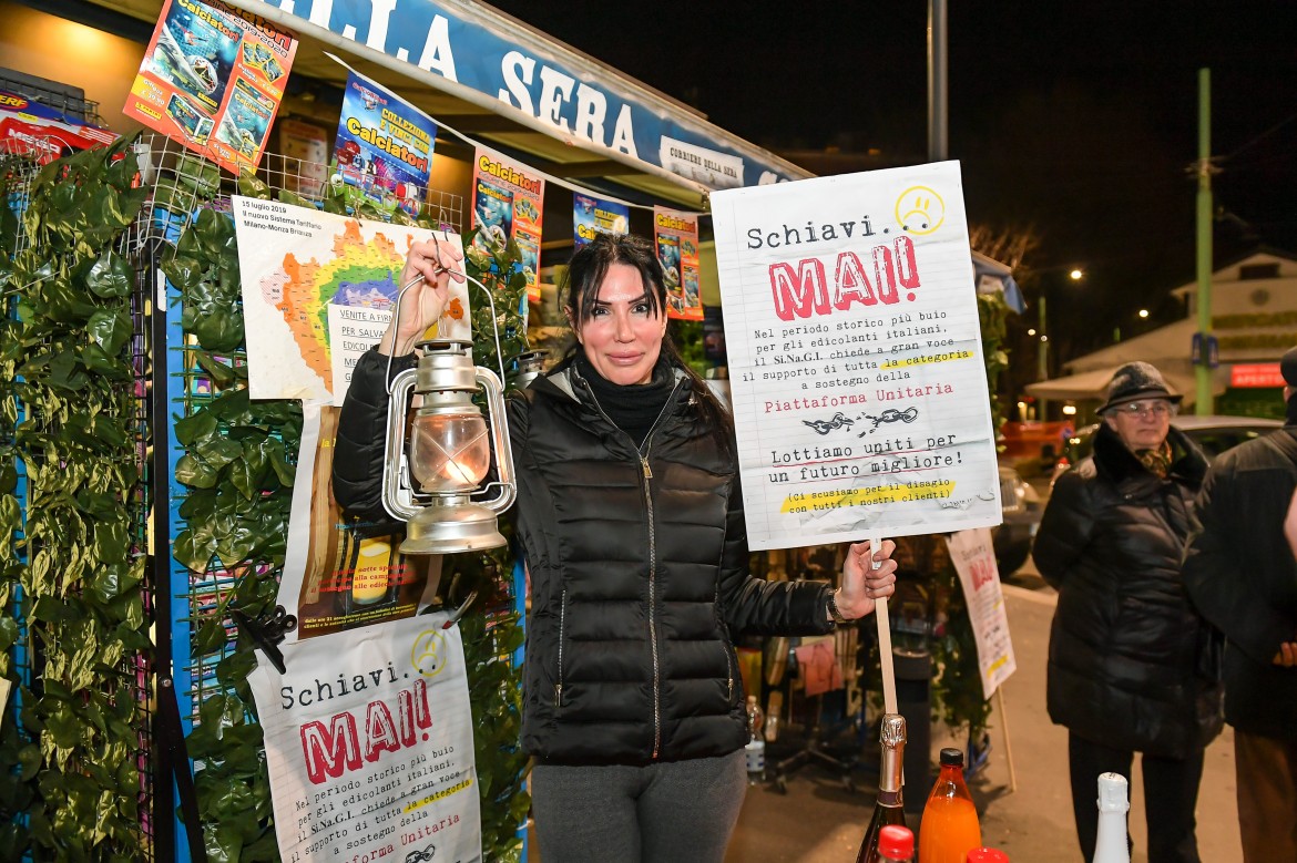 La notte delle edicole, foto LaPresse