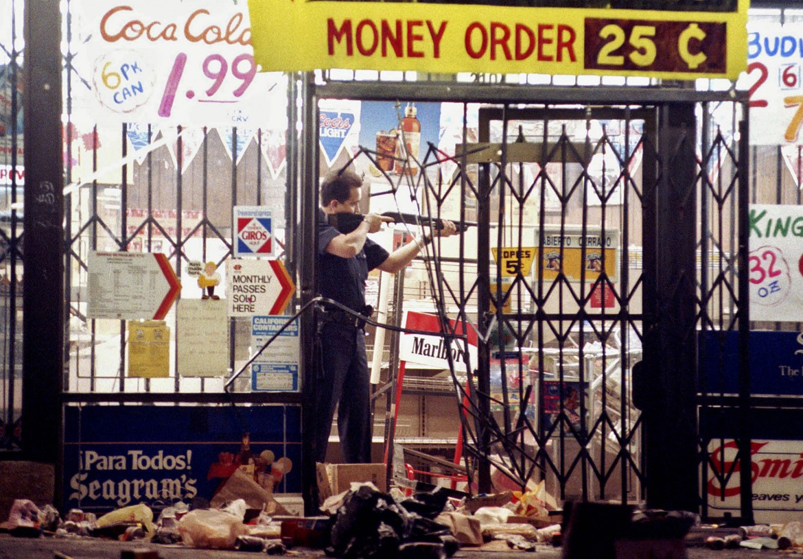 ap20152652362415-riot-rodney-king-los-angeles-1992