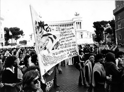 Nella strada più lunga della libertà femminile