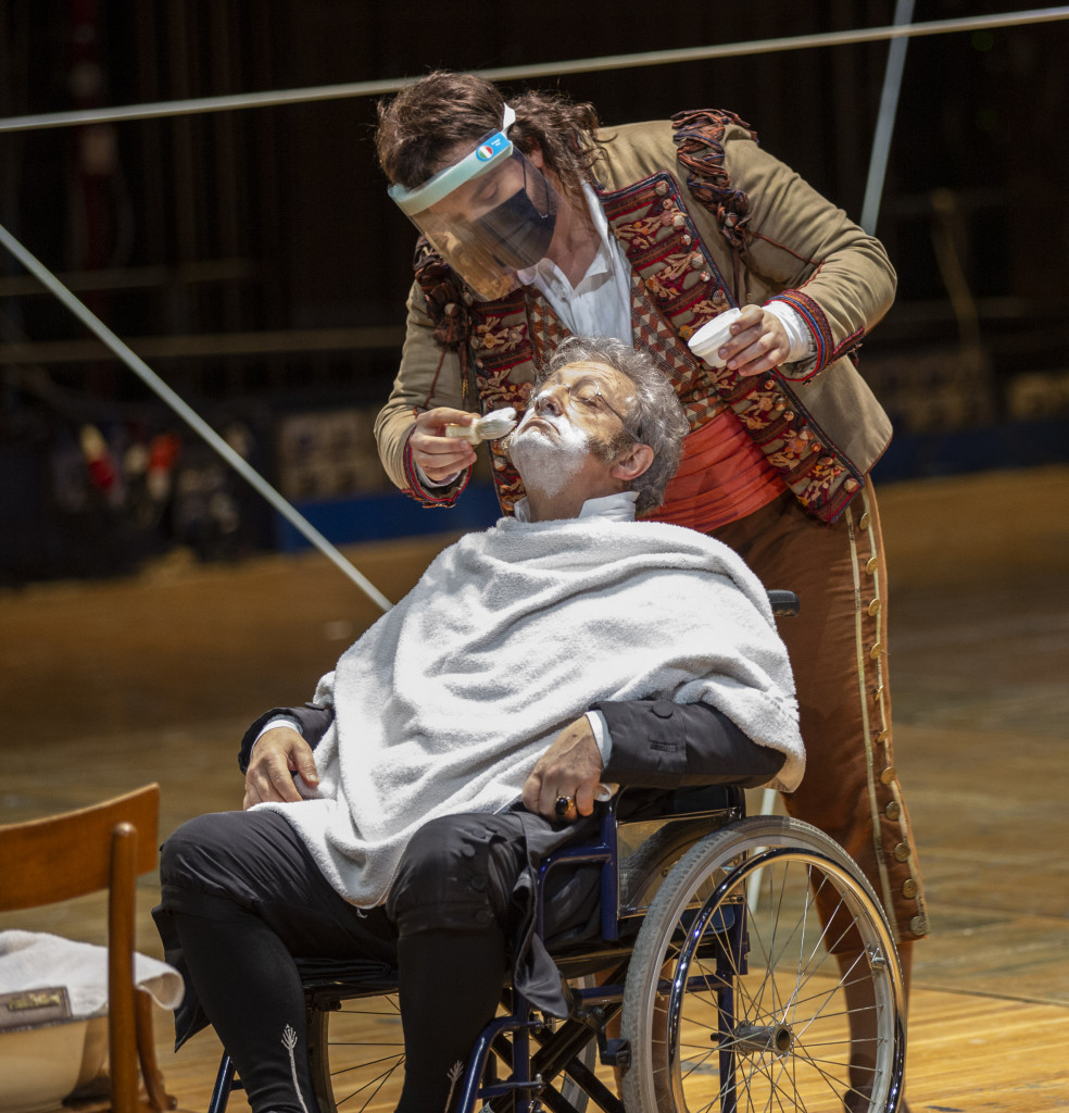 barbiere-di-siviglia-alessandro-corbellibartoloandrzej-filonczykfigaro-ph-yasuko-kageyama-operaroma2020-6956-web