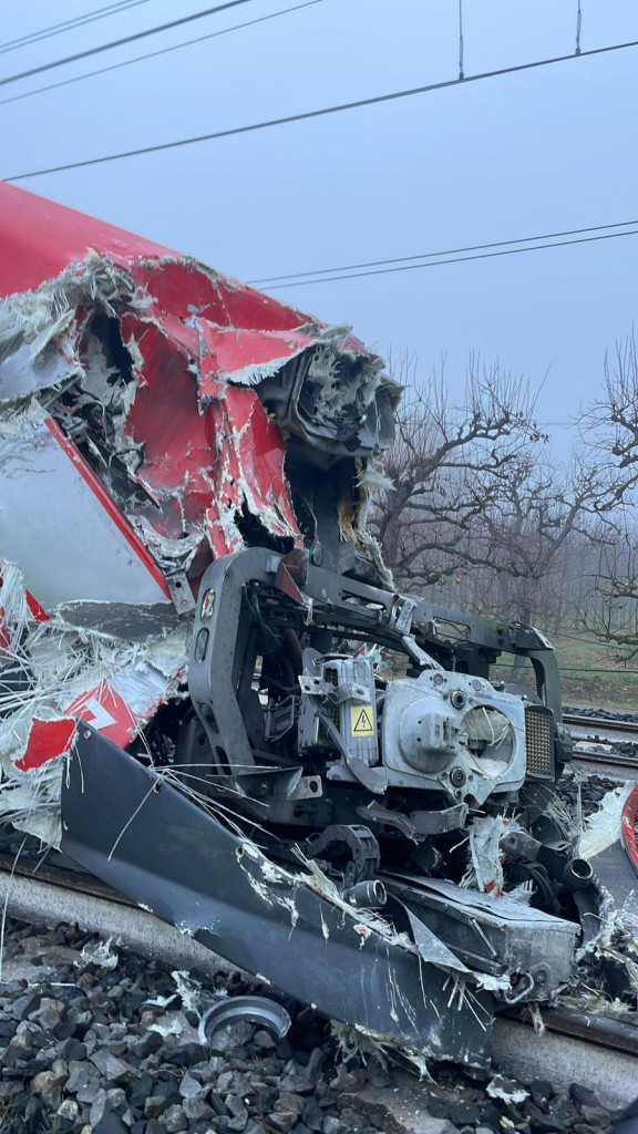 Tamponamento treni, indagato il macchinista. «Ma ha eseguito ordini»