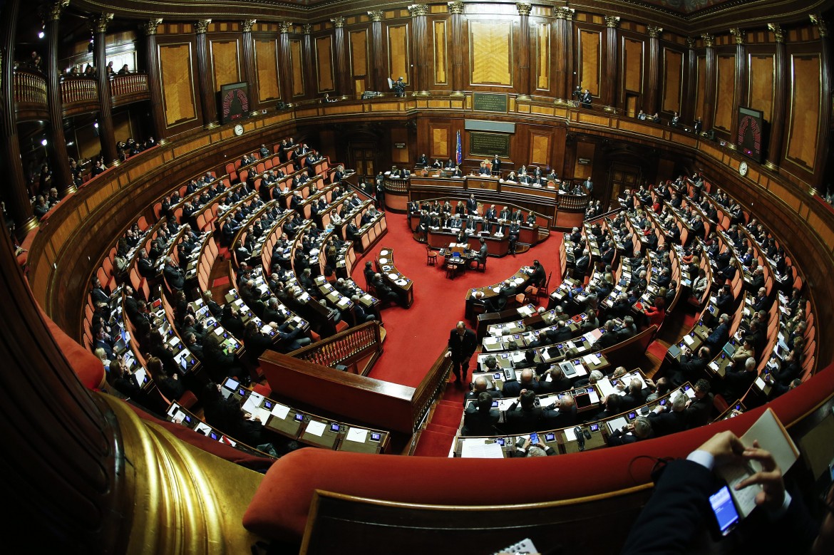 L’offensiva populista parte dalla riforma del senato