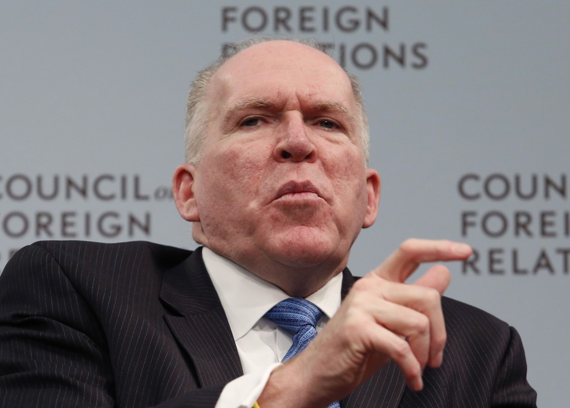 Trump prova a disfarsi dell’ex capo della Cia Brennan