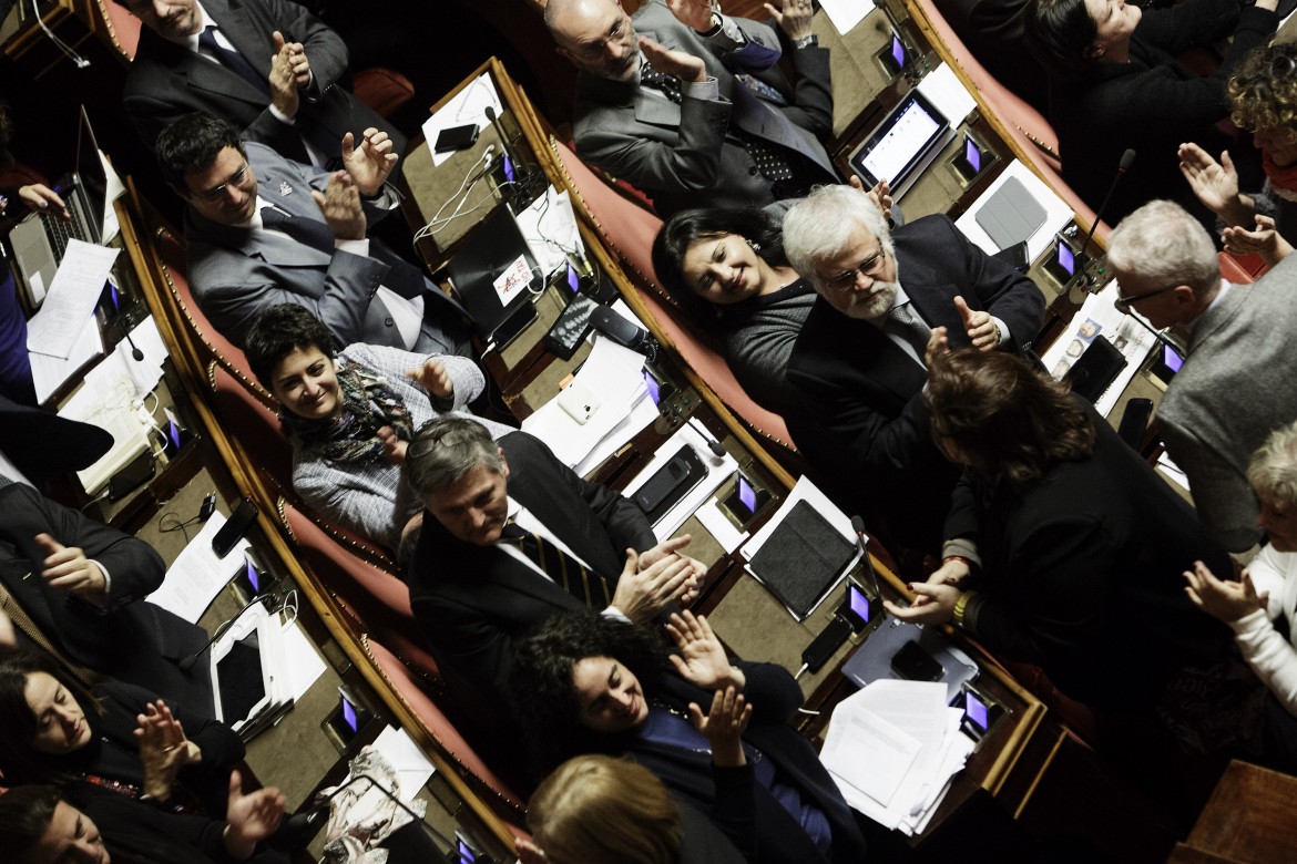 M5S allo sbando, Grillo perde pezzi