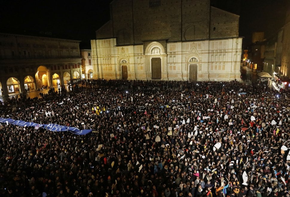 Le sardine tornano a Bologna: «Sarà uno spettacolo unico»