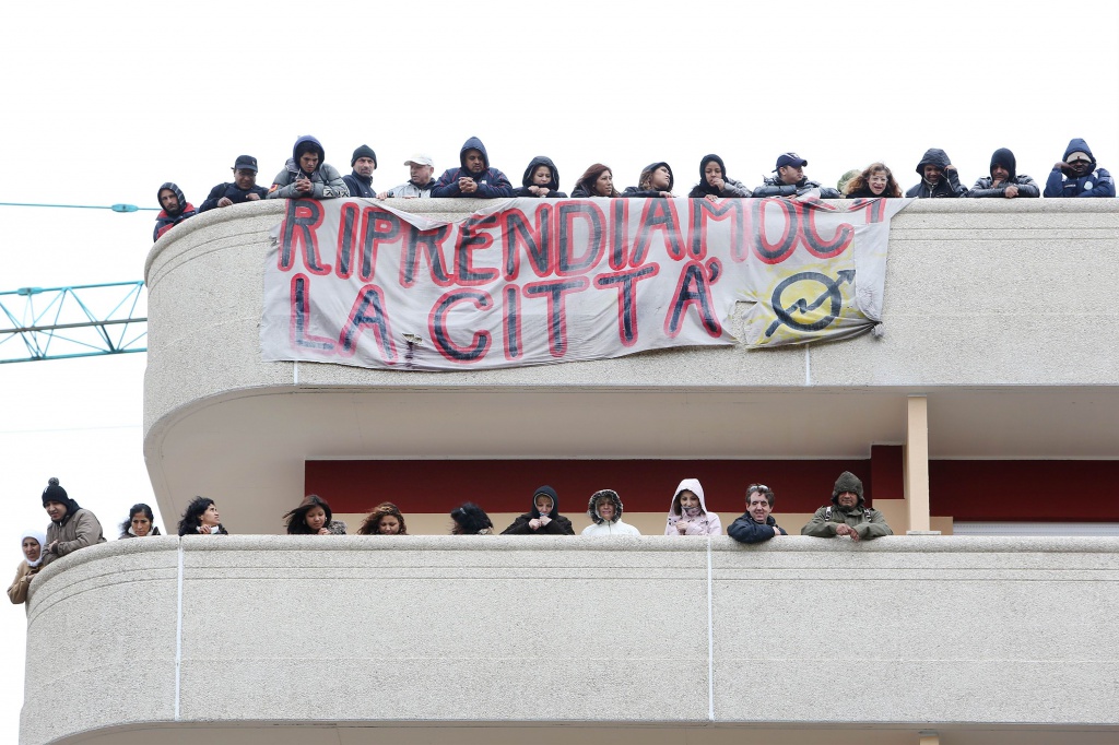 Sfratti, scontro Alemanno-Zingaretti