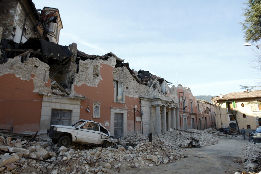 L’Aquila, la prima tappa della città deliberante