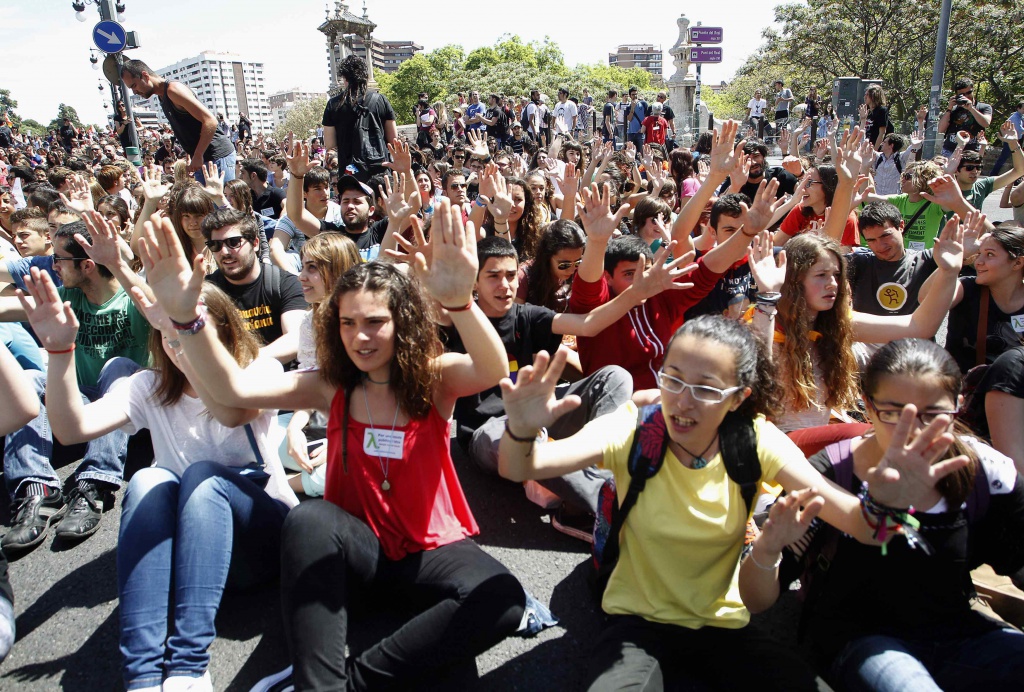 «Scuola, stop alla riforma franchista»