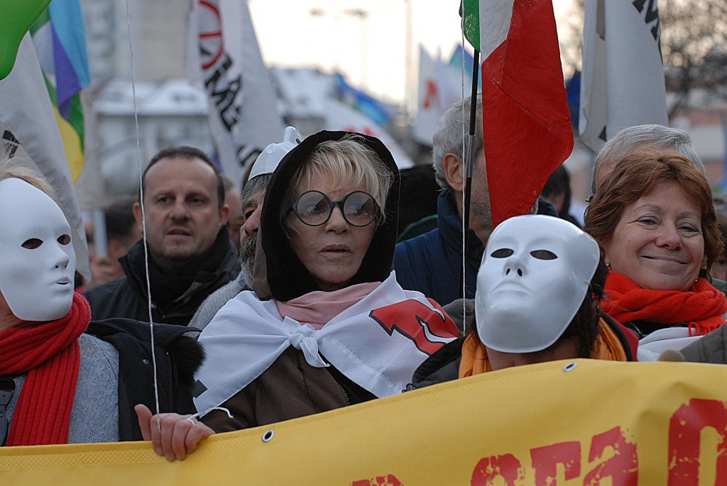 Per Franca, le signore in rosso invaderanno Brera