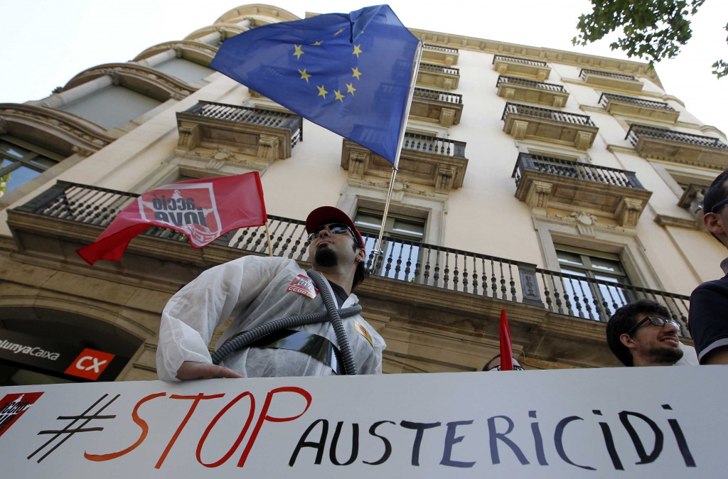 Spagna, in piazza la più  grande protesta  degli scienziati