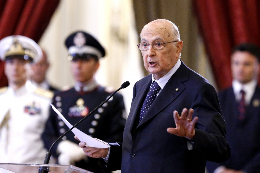 Napolitano bacchetta il Cav. E sferza le toghe: contenetevi