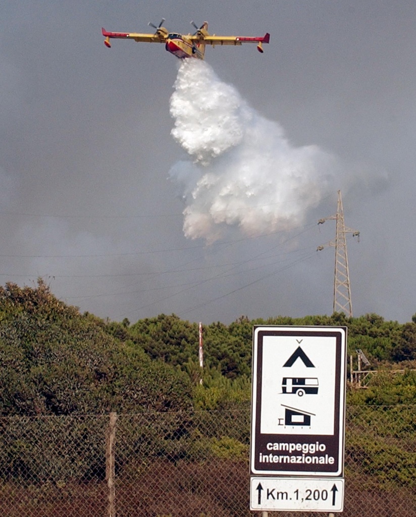 Sardegna a fuoco, divampa anche la Gallura