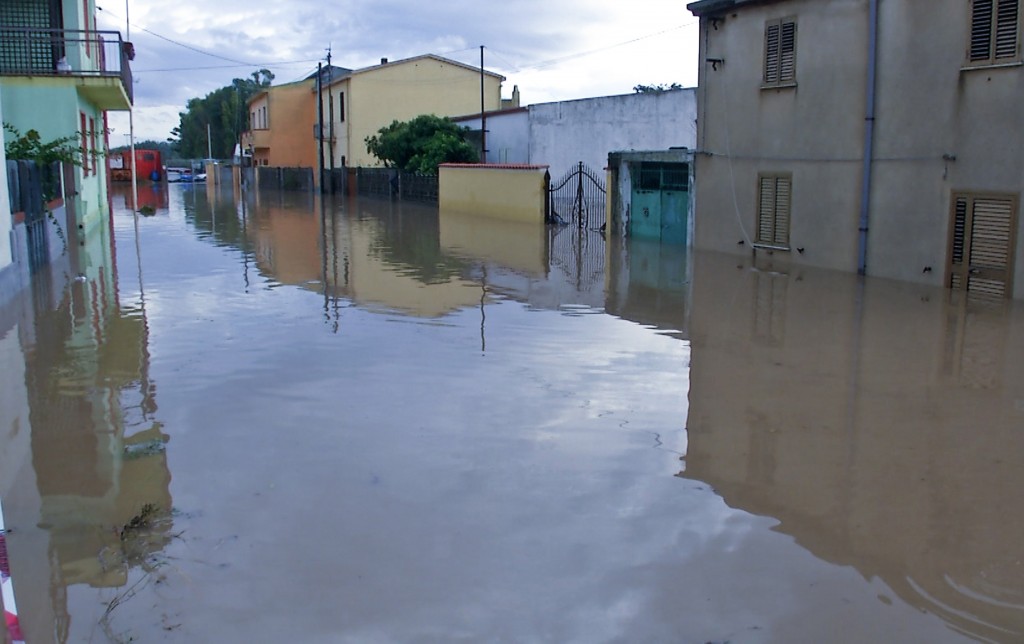 Alluvione, sei indagati per il crollo ponte