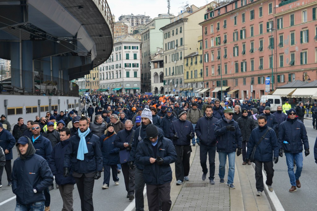 La scintilla dei tranvieri parla all’Italia