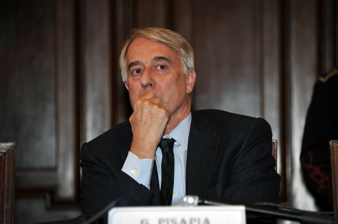 Pisapia e «il passo a lato», fra smentite e assemblee