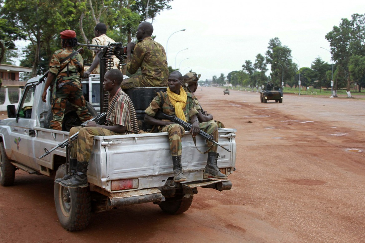 Hollande nel pantano Centrafrica