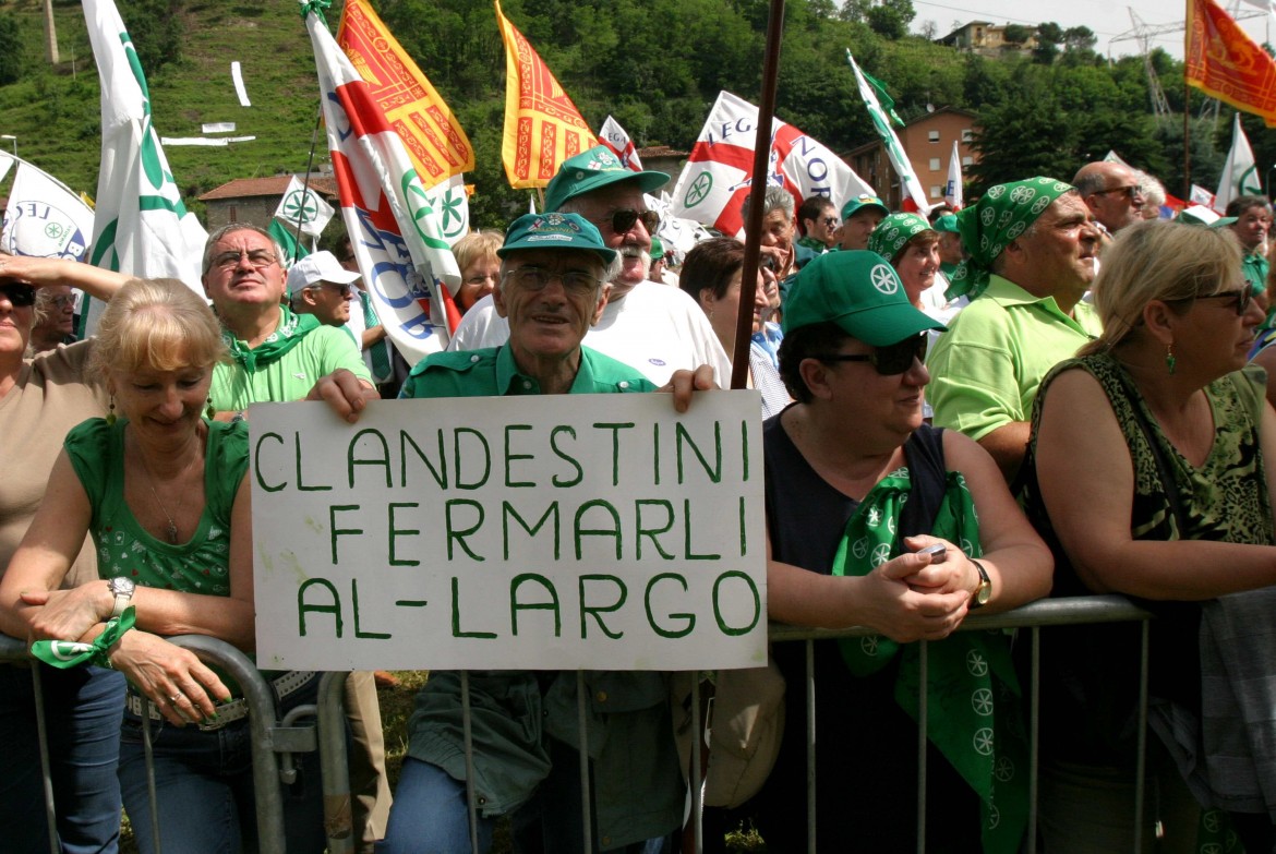 La Lega tira dritto