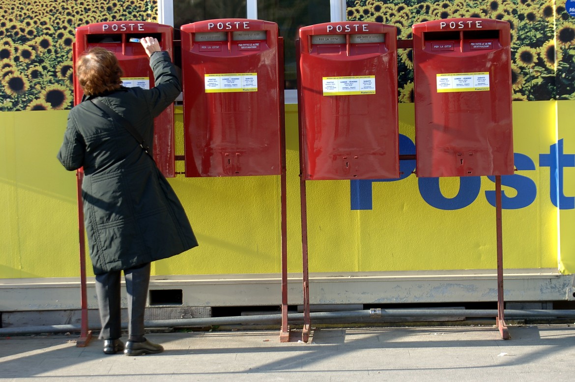 L’allarme Cisl: “20 mila esuberi alle Poste”