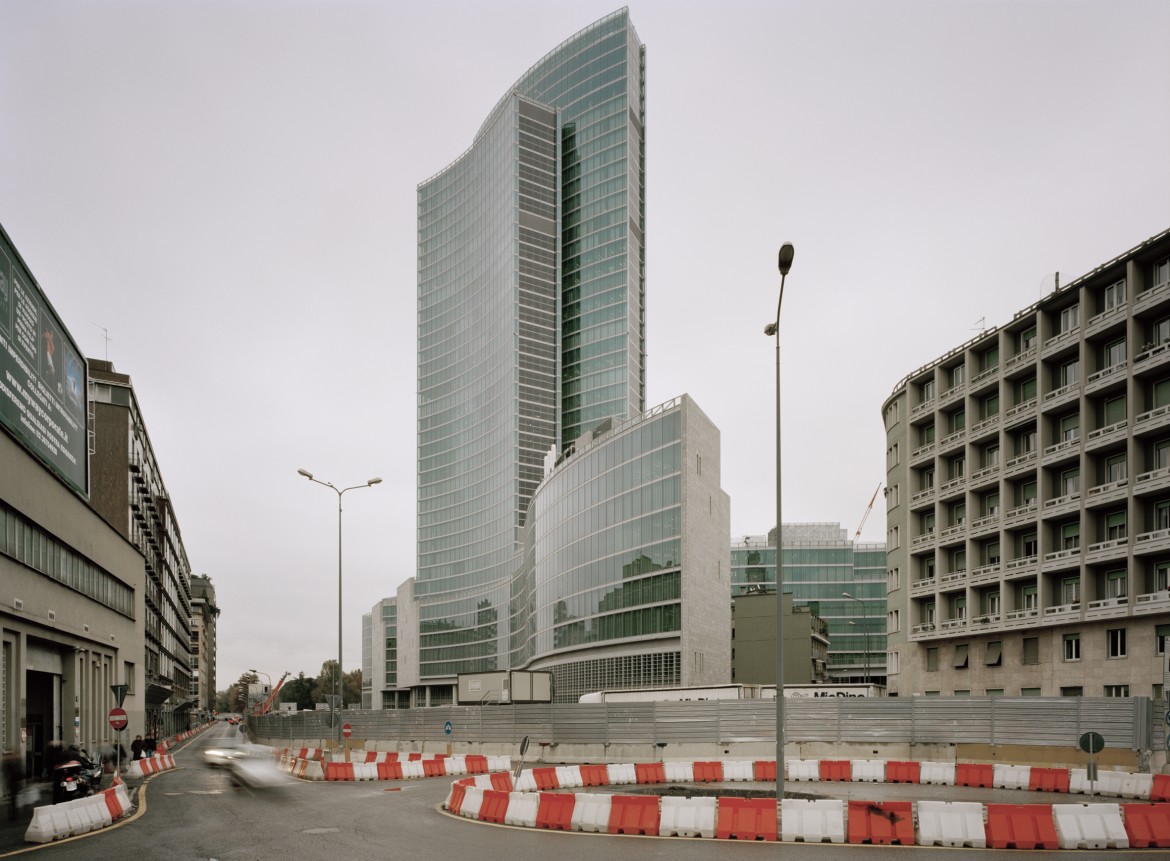 Milano, cantiere verticale