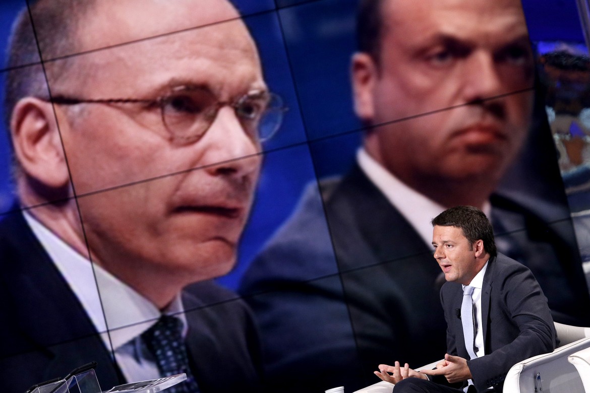 «Il caso riguarda il premier. Venga lui in aula». Quando Renzi attaccò Angelino e il ’sereno’ Letta