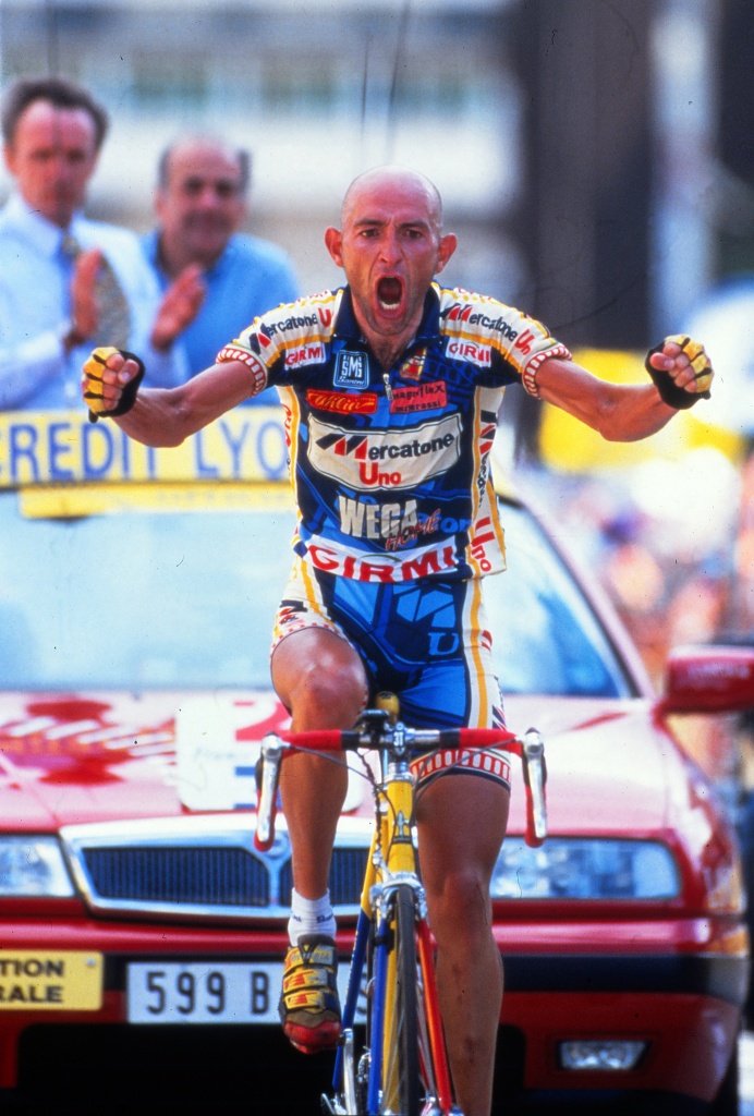 “Pantani era un dio” un libro per ricordare il Pirata