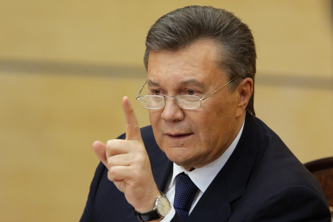 È caccia ai funzionari fedeli a Yanukovich