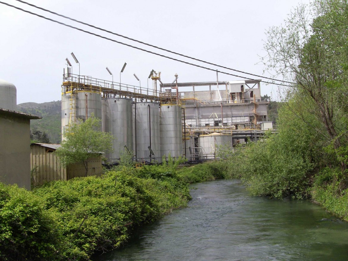 Lo stabilimento chimico di Bussi sul Tirino