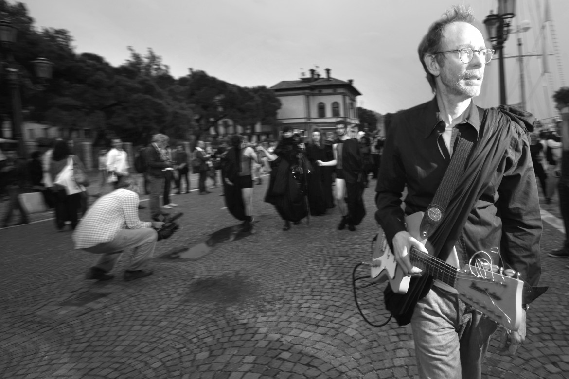 Arto Lindsay, il fascino indiscreto del rumore