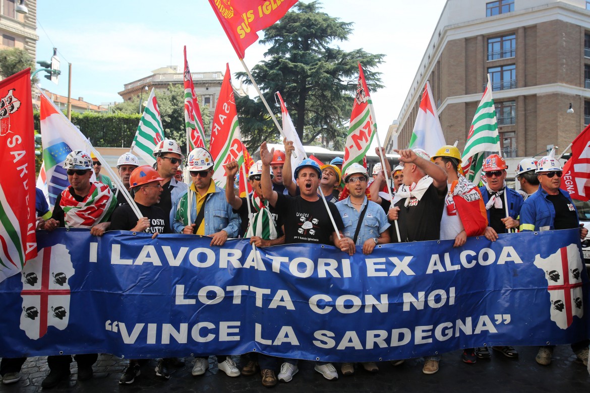 In extremis arrivano i soldi per i lavoratori Alcoa