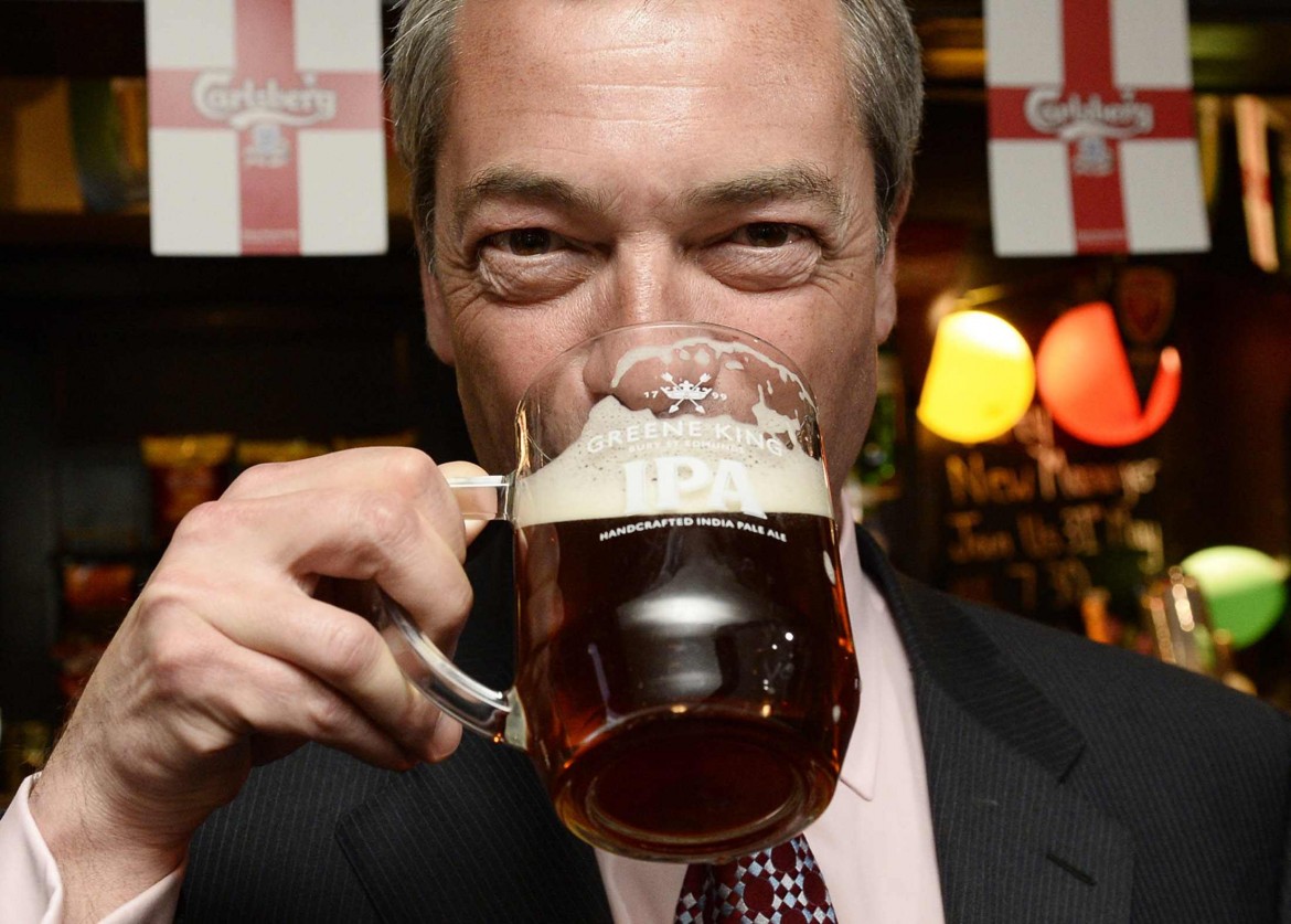 Farage dimentica 200mila sterline