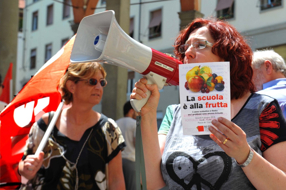 Confronto o sciopero, la scuola è a un bivio