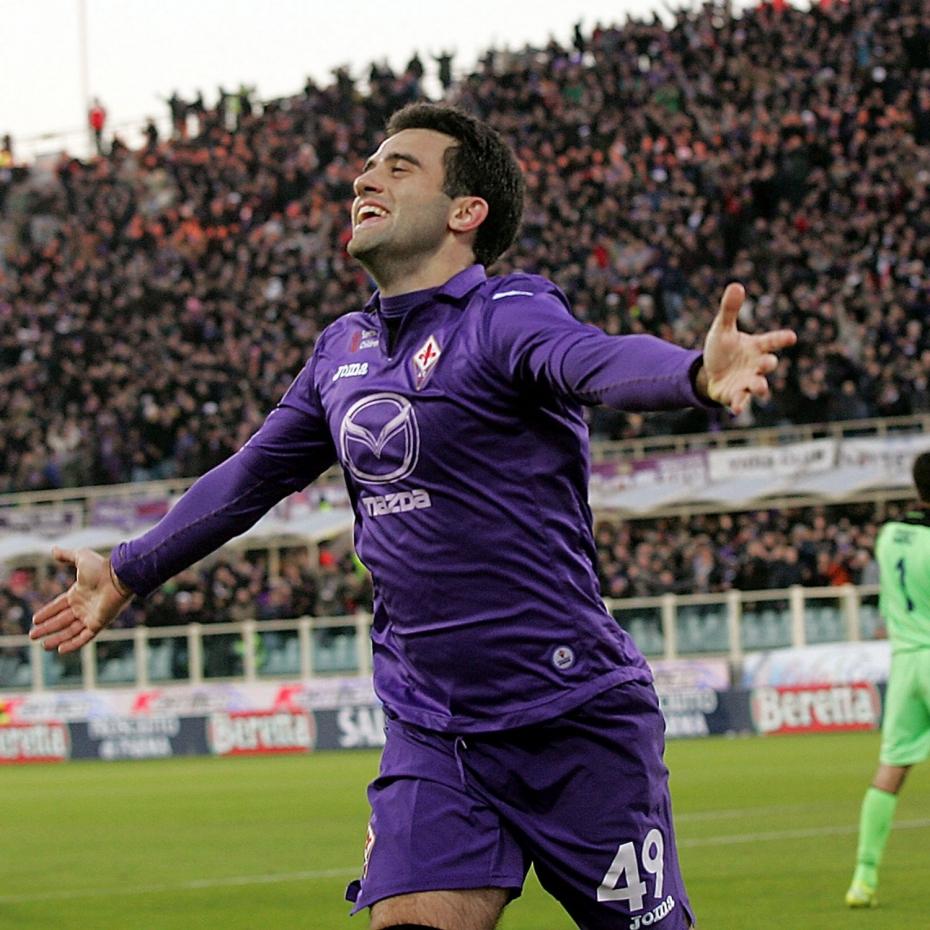 Giuseppe Rossi esulta dopo il gol segnato al Livorno