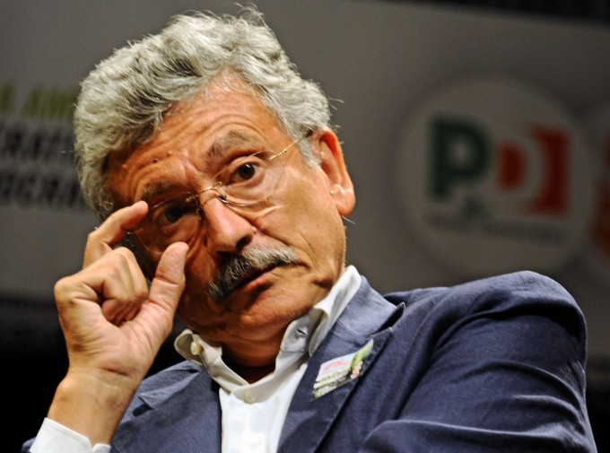 D’Alema:  sulla legge elettorale «serve cambiare strada»