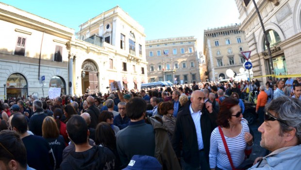 Un 4 ottobre senza liturgie al servizio della sinistra