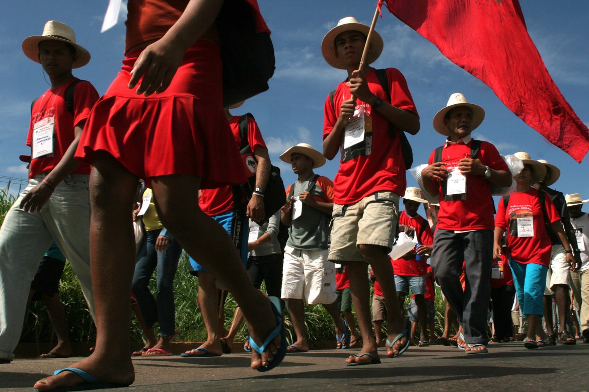 Caracas, indipendenza agricola con Sem Terra e Via Campesina