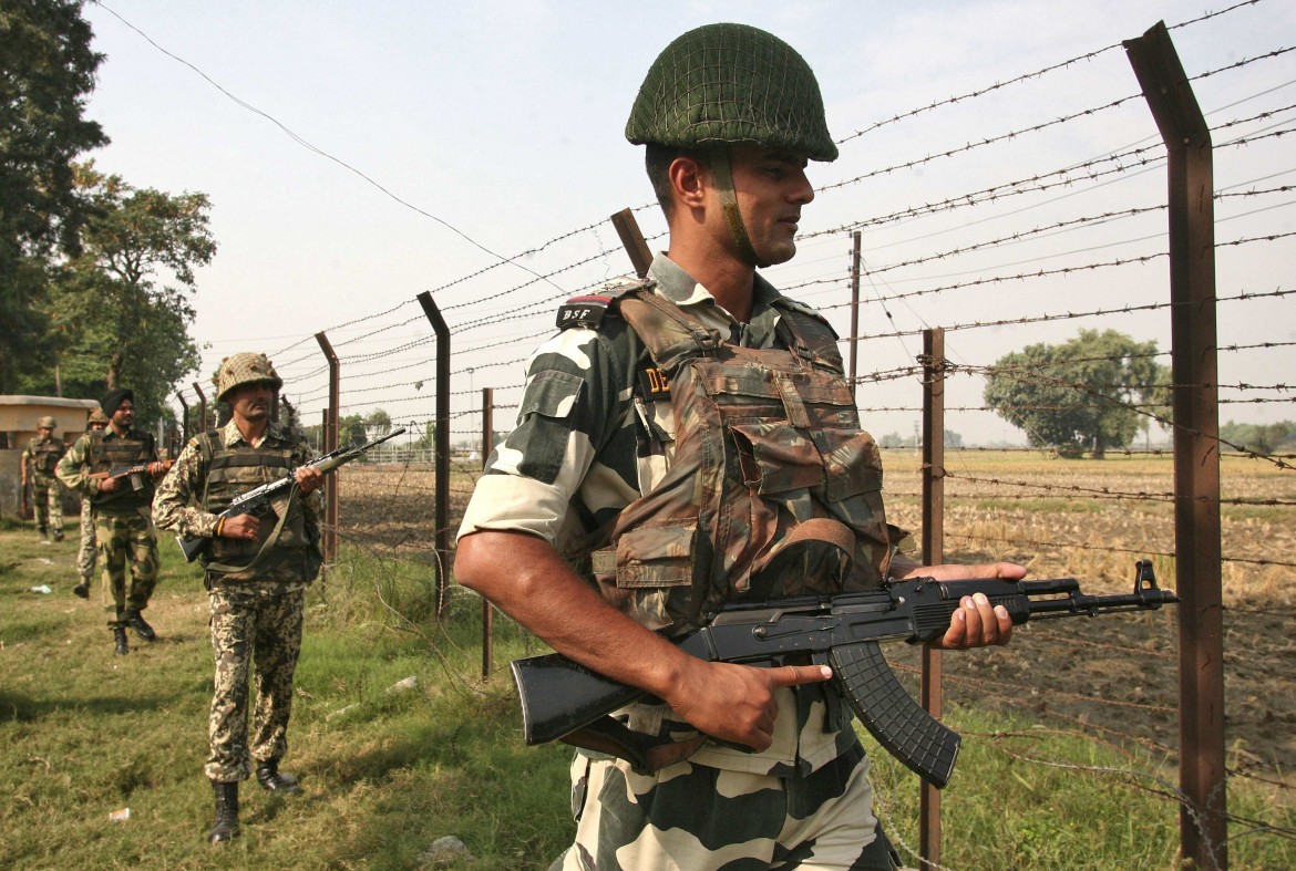 Attentato talebano durante il Flag Off al confine tra India e Pakistan