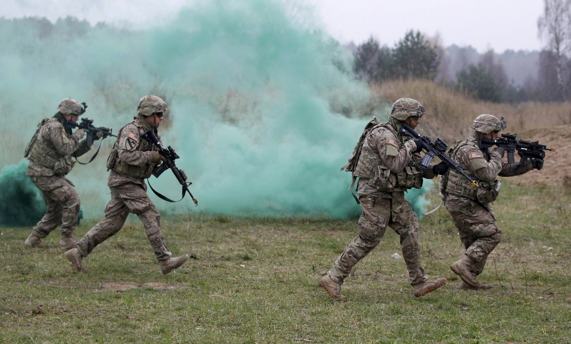 A Napoli sono in corso  i «war games» Nato