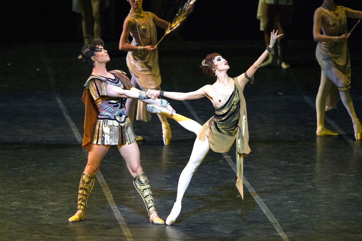 Spartacus, falce e balletto