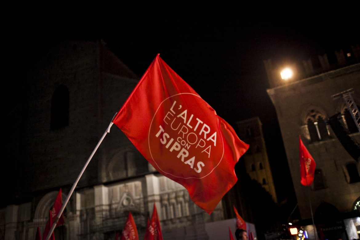 «Atene chiama» In piazza tanta cultura e un po’ di sinistra Pd