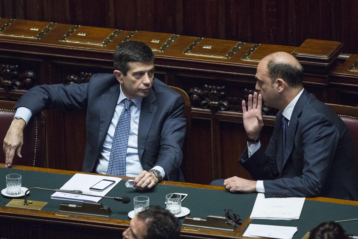 Lupi non cede: «Il governo è con me»