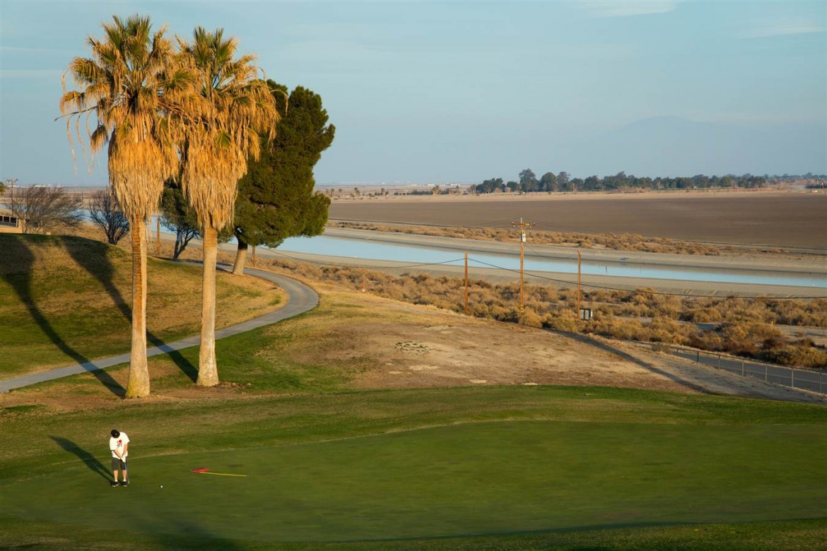 25ultima siccità california golf ss-140216-drought-06 nbcnews-ux-1360-900