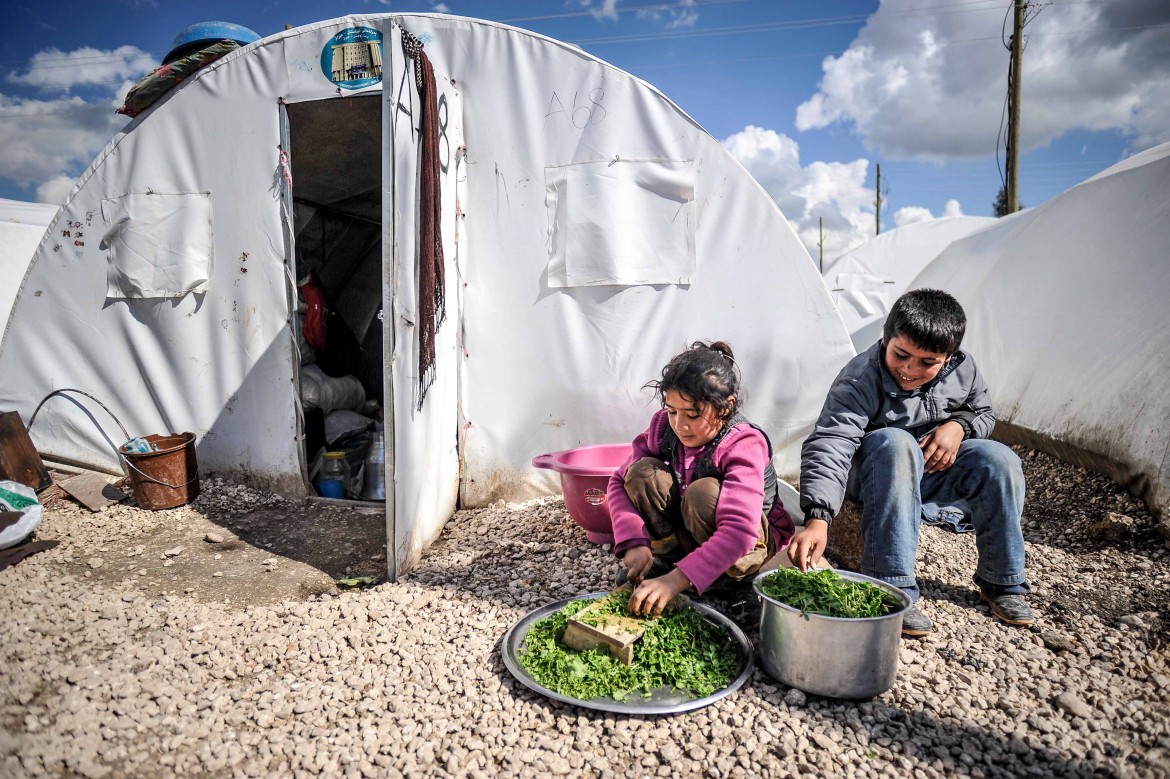 Ankara blocca gli aiuti ai kurdi