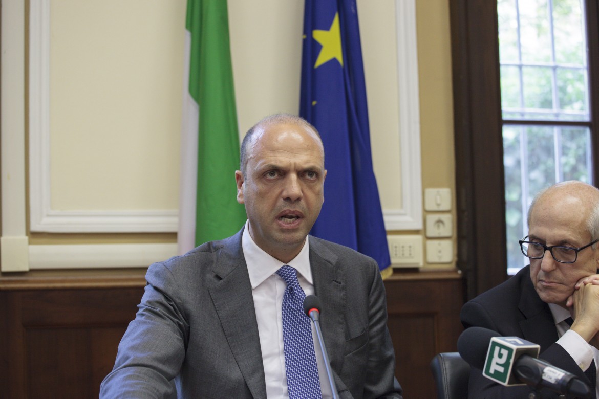 I buchi neri di Alfano