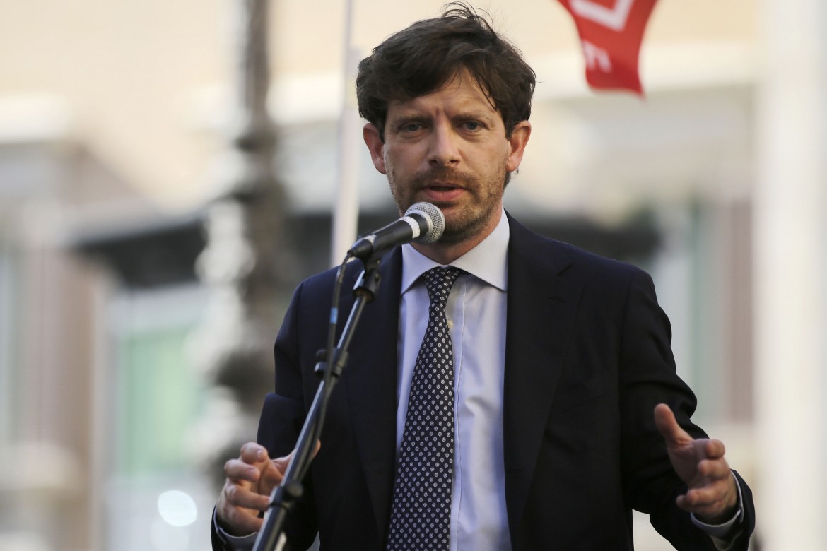 Civati: sulle trivelle Renzi non sa cosa ha fatto