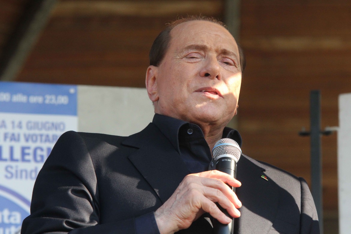 Berlusconi apre la casa della speranza