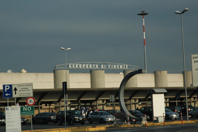 Firenze, l’aeroporto impossibile