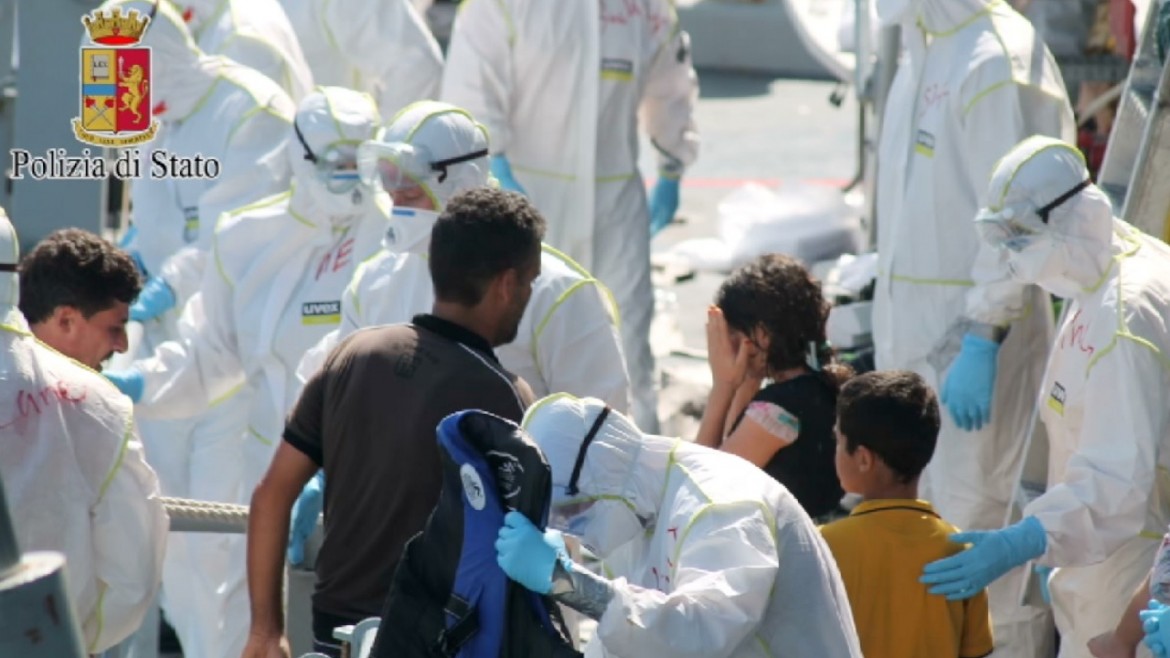 «Migranti condannati a morte nella stiva»