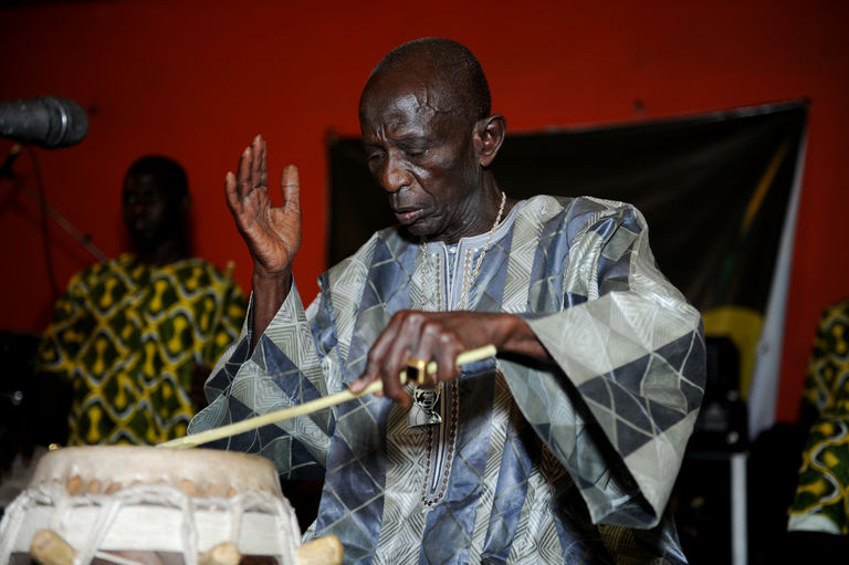 Addio Doudou N’diaye Rose, il sabor del Senegal