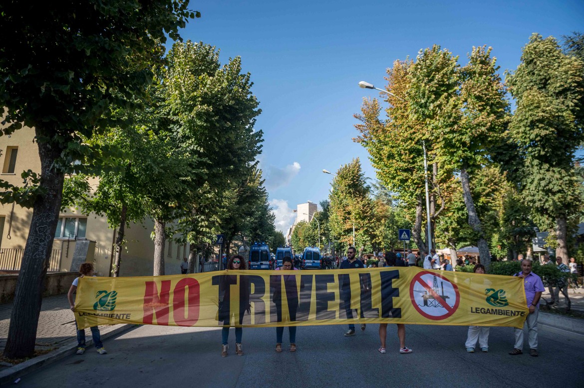 «Abbraccio» No Triv alle Tremiti