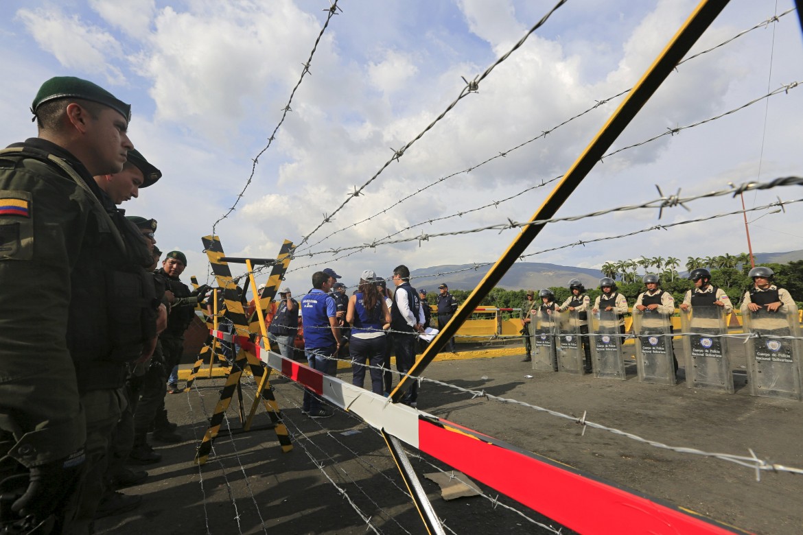 Nel Tachira, il contrabbando a tre zampe